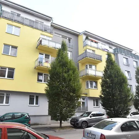 Apartment Modern Apartment In Podebrady Near River *